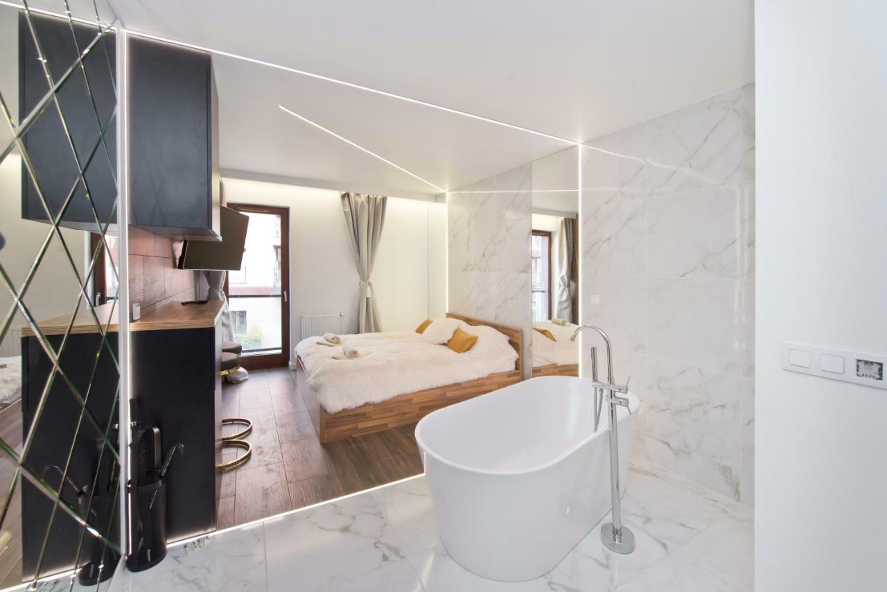 Yourapart Chmielna Park Exclusive Z Wanna Wolnostojaca Lub Jacuzzi Γκντανσκ Εξωτερικό φωτογραφία